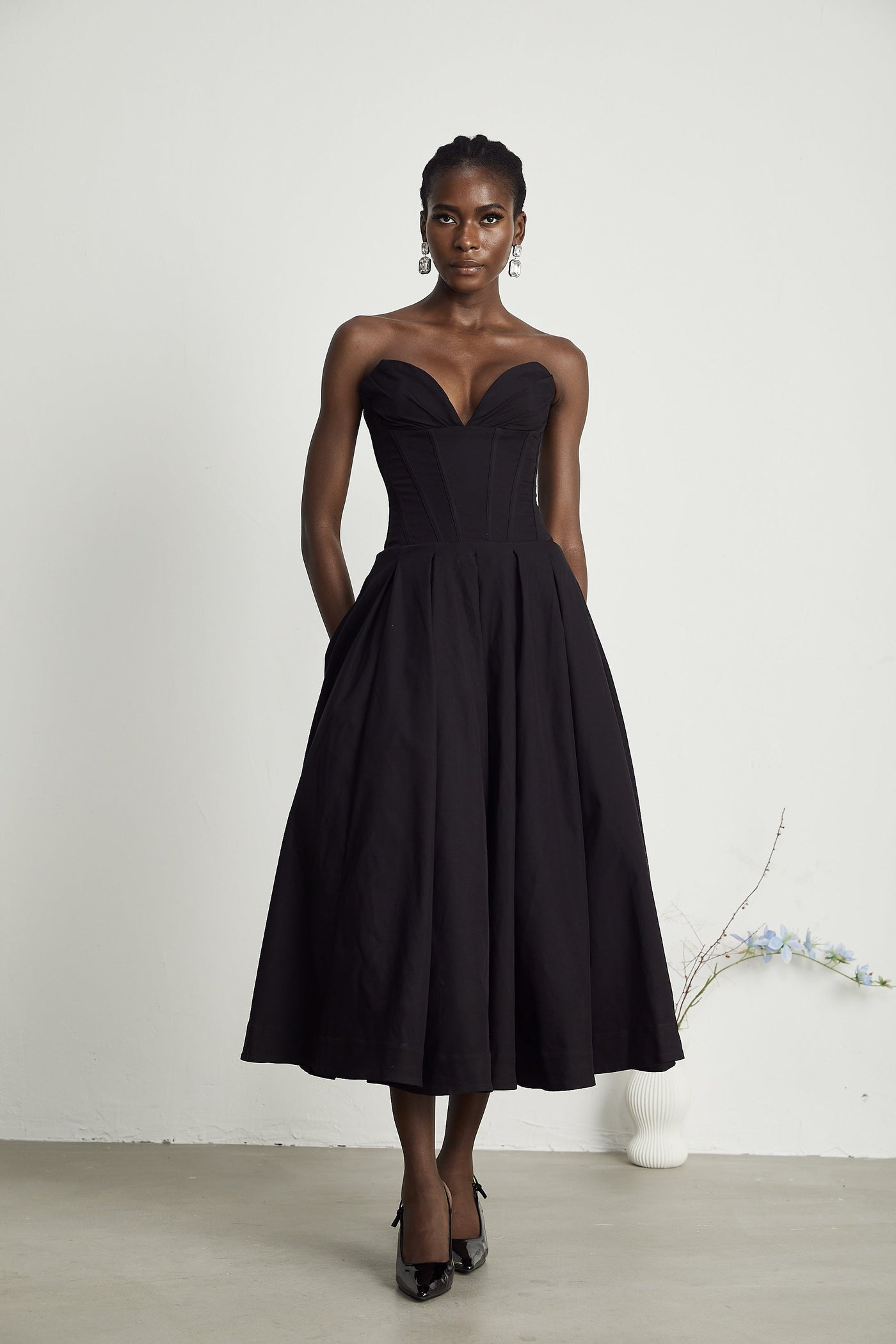 Schulterfreies Korsett-Midikleid – Eleganz & perfekte Passform
