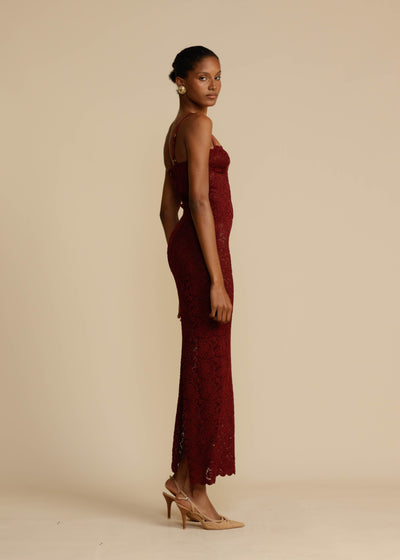 Transparentes Maxi-Strandkleid mit V-Ausschnitt