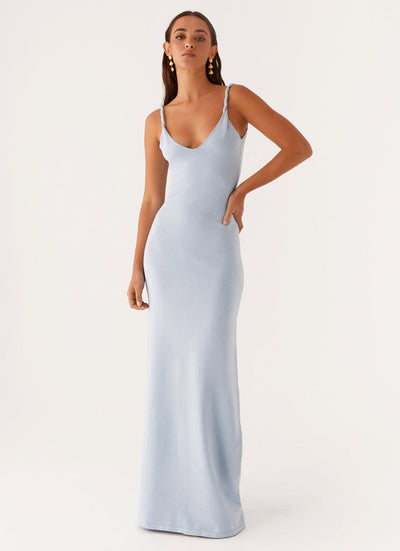 Maxikleid mit Rückenausschnitt und hohem Schlitz