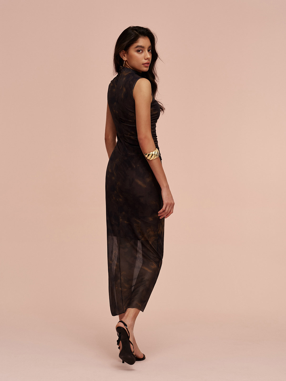 ZURIA  | Premium gefüttertes Mesh-Kleid