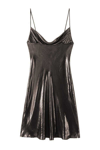 Kleid mit metallischem Glanz – Glamouröser Look für besondere Anlässe