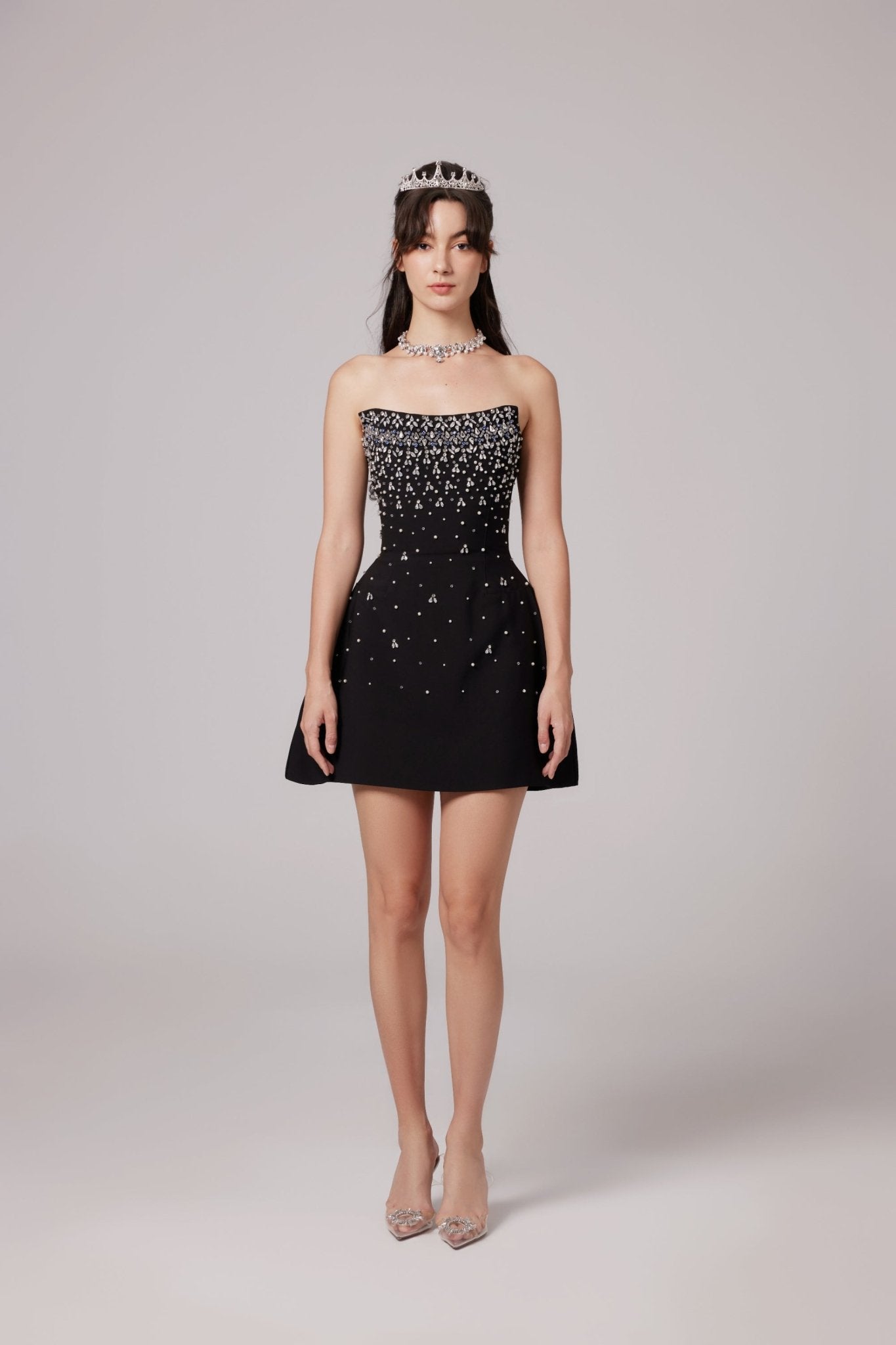 Midi-Kleid mit Rüschen – Eleganz & Femininität