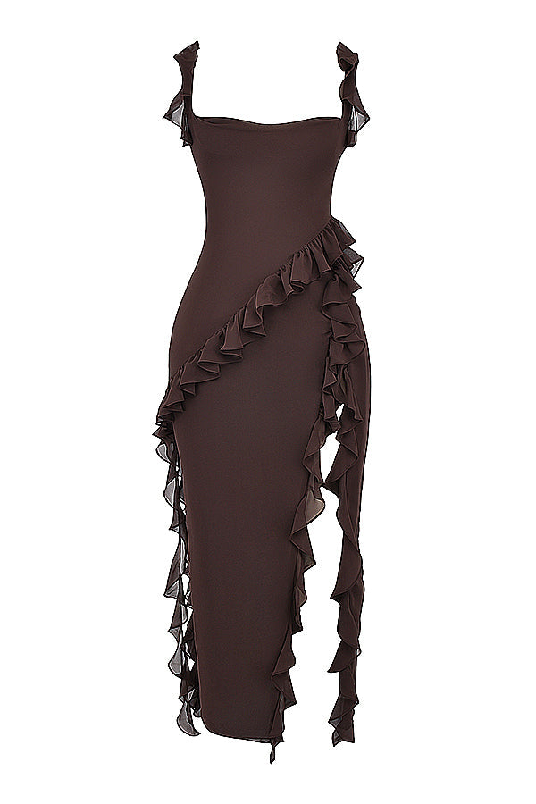 Trägerloses Maxikleid mit Rüschen und Volantrock