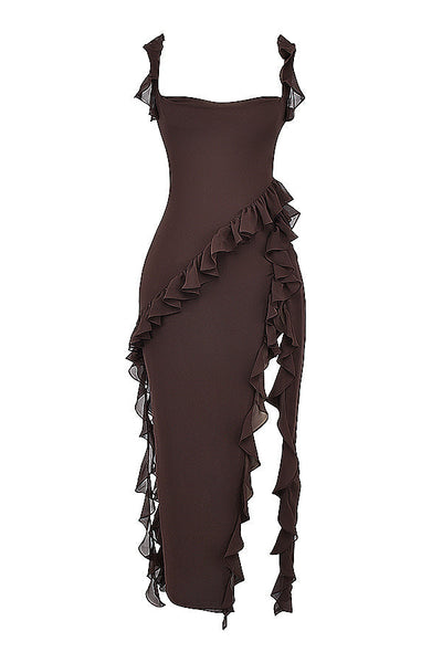 Trägerloses Maxikleid mit Rüschen und Volantrock